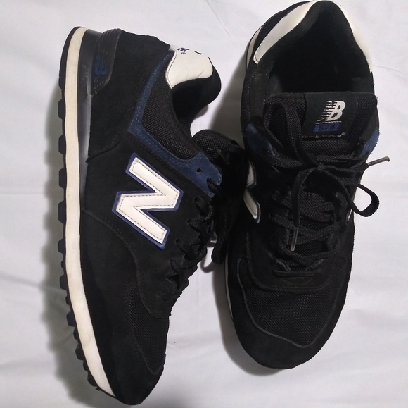 New Balance Other - New Balance 574 Encap. Size 13. Black/White/Blue trim